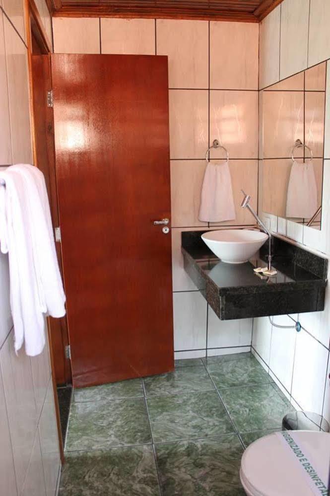 Pousada Recanto Das Maritacas Brotas Exterior photo